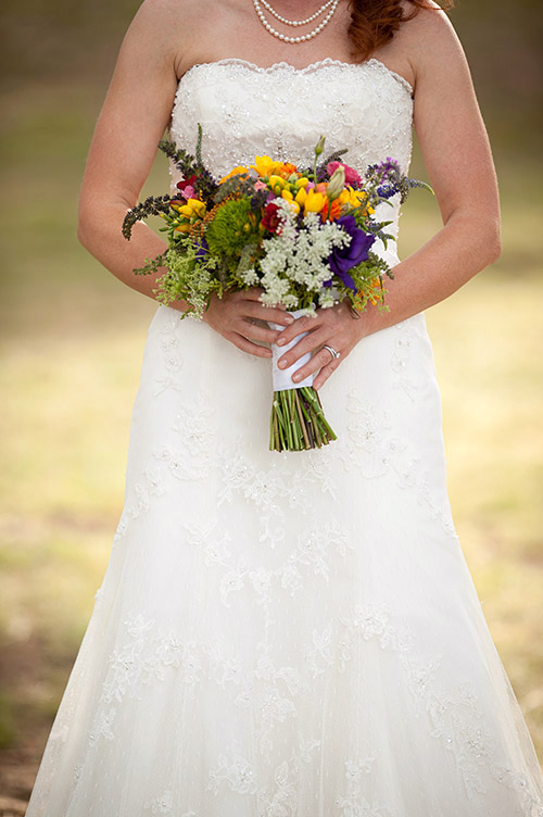 rustic, relaxed Lake Tahoe wedding from Felicia Events and Theilen Photography | via junebugweddings.com rustic, relaxed Lake Tahoe wedding from Felicia Events and Theilen Photography | via junebugweddings.com