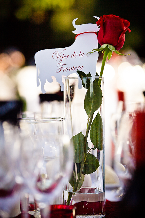 Spanish style wedding in Sevilla with photos by Limelight photography | junebugweddings.com Spanish style wedding in Sevilla with photos by Limelight photography | junebugweddings.com