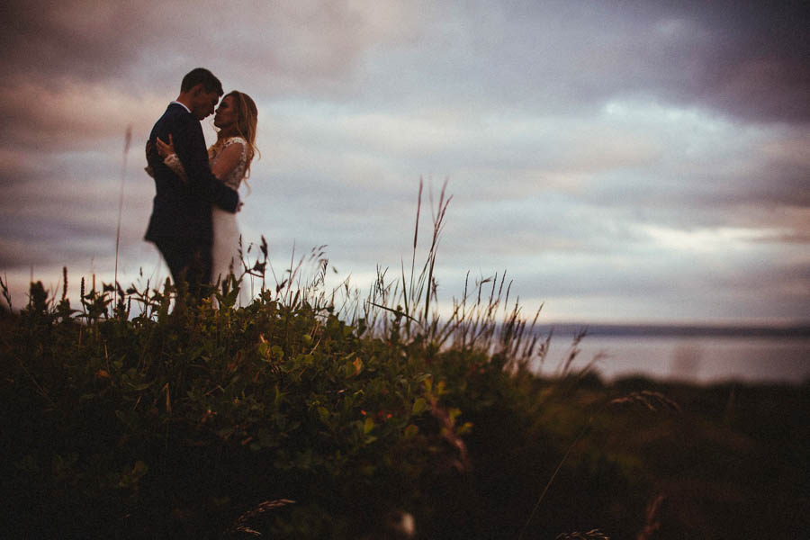crazy-passionate-icelandic-wedding-adventure-maciej-suwalowski-27