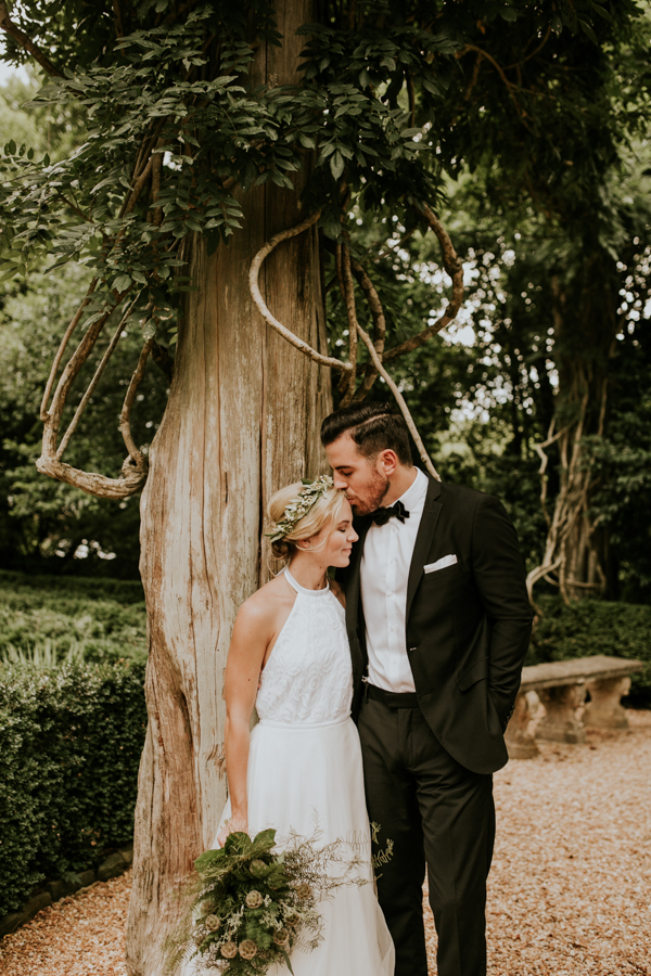 gorgeous-georgia-greenhouse-wedding-inspiration-at-hills-and-dales-estate-16