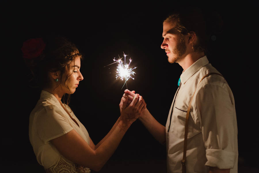 vintage-inspired-sedona-elopement-at-yavapai-point-overlooking-bell-rock-andy-roberts-photography-53