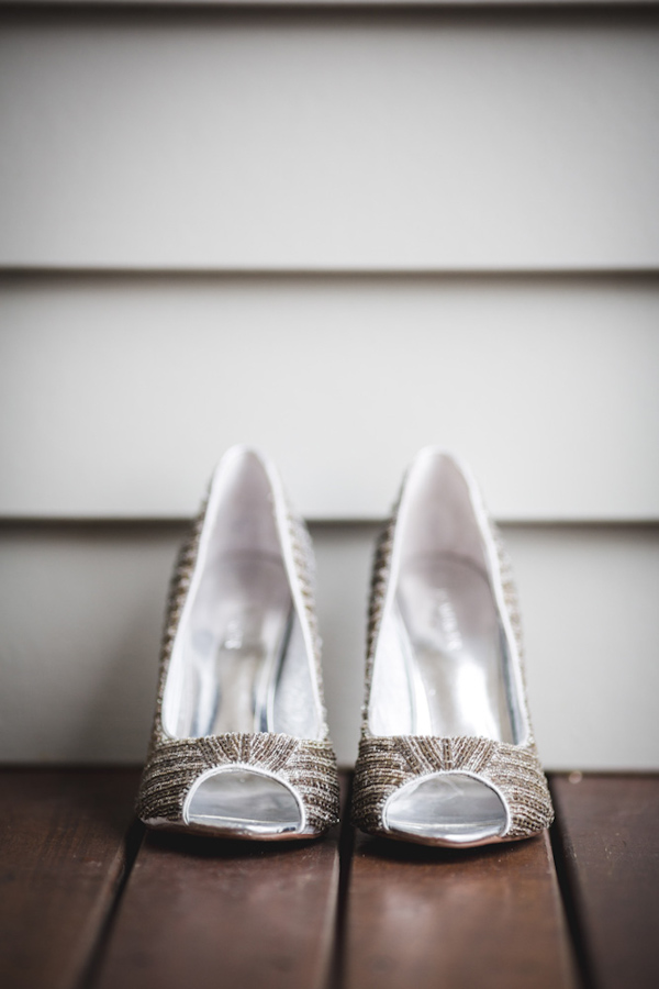 fun relaxed wedding in Kingscliff, Australia, photo by Kye Norton Photography | via junebugweddings.com fun relaxed wedding in Kingscliff, Australia, photo by Kye Norton Photography | via junebugweddings.com