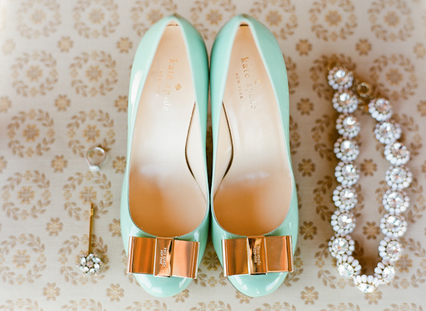 cheerful Texas wedding by Lavender Joy Weddings with photos by Taylor Lord Photography | via junebugweddings.com cheerful Texas wedding by Lavender Joy Weddings with photos by Taylor Lord Photography | via junebugweddings.com