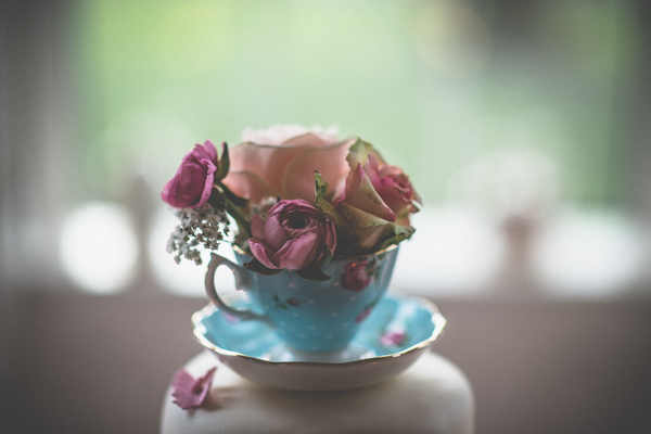 homemade wedding on the coast of Ireland, photo by Savo Photography | via junebugweddings.com homemade wedding on the coast of Ireland, photo by Savo Photography | via junebugweddings.com