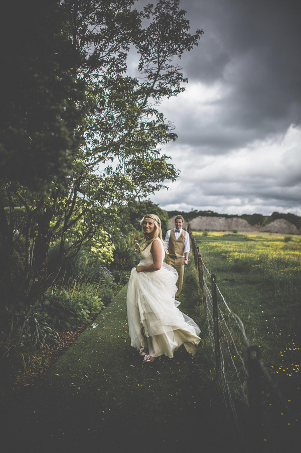 vintage inspired garden wedding in Ireland, photos by Savo Photography | via junebugweddings.com vintage inspired garden wedding in Ireland, photos by Savo Photography | via junebugweddings.com
