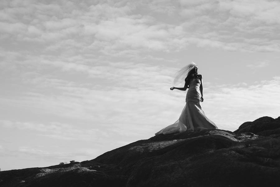 Daring-Pre-Wedding-Shoot-Whytecliff-Park-Orange-Memories-Photography (15 of 23)