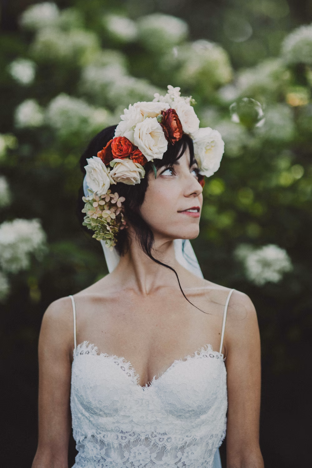 new york wedding photographer cedar lakes estate jewish guitar viva max chellise michael photography daniel sarah upstate flower crown