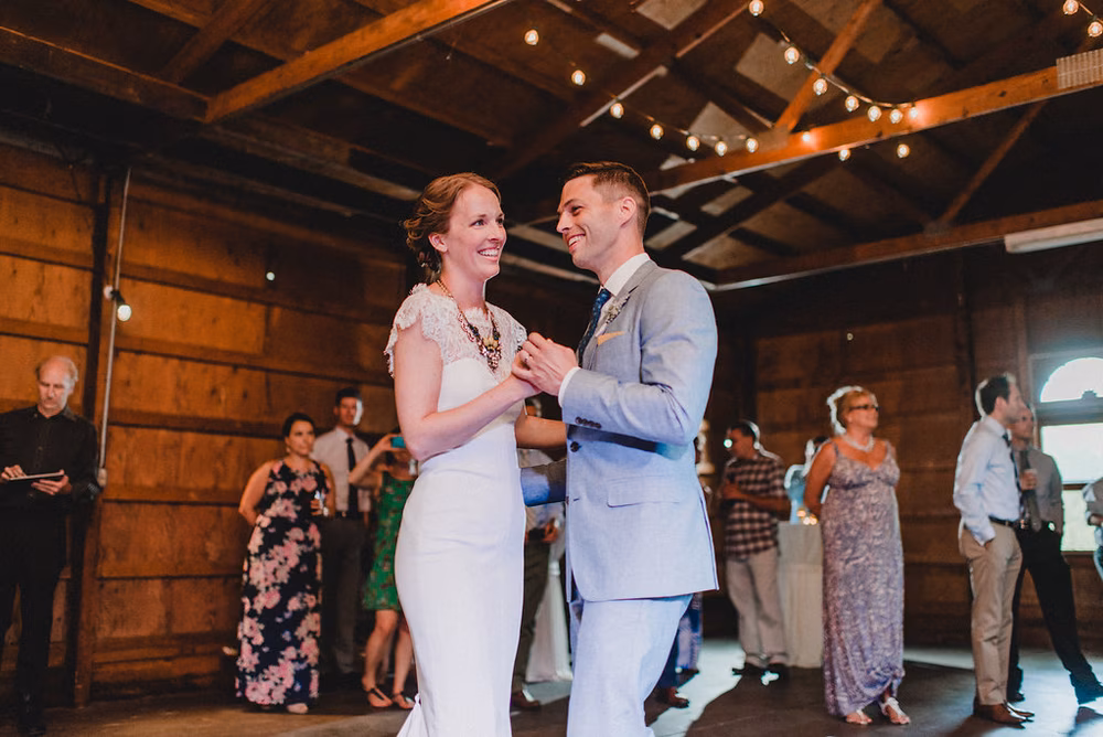 Intimate-Backyard-Farmhouse-Ohio-Wedding-Andi+Ben_Mallory+Justin-Photographers-220