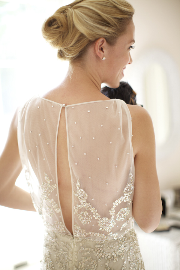 intimate New Jersey wedding at Haven Beach, photos by Sarah DiCicco Photography | via junebugweddings.com intimate New Jersey wedding at Haven Beach, photos by Sarah DiCicco Photography | via junebugweddings.com