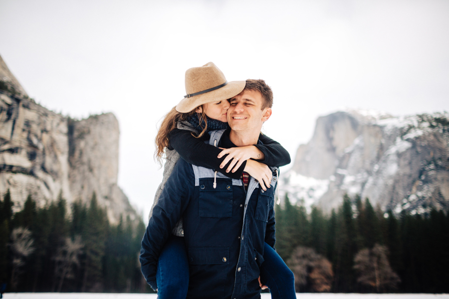 sweet-autumn-yosemite-engagement-photos-16