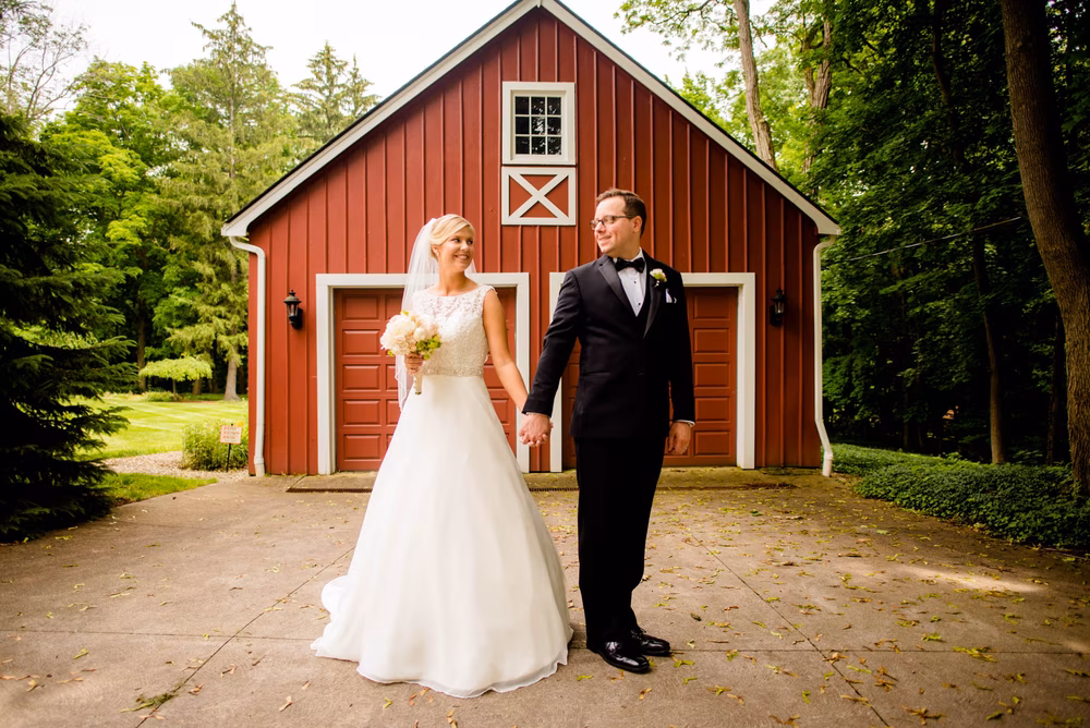 Lovely-Cleveland-Wedding-Springvale-Golf-Course-Jason-Thomas-Crocker (13 of 16)