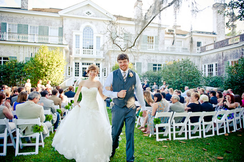 French country themed wedding at Pebble Hill Plantation in Georgia, photo by Elizabeth Davis Photography | junebugweddings.com French country themed wedding at Pebble Hill Plantation in Georgia, photo by Elizabeth Davis Photography | junebugweddings.com