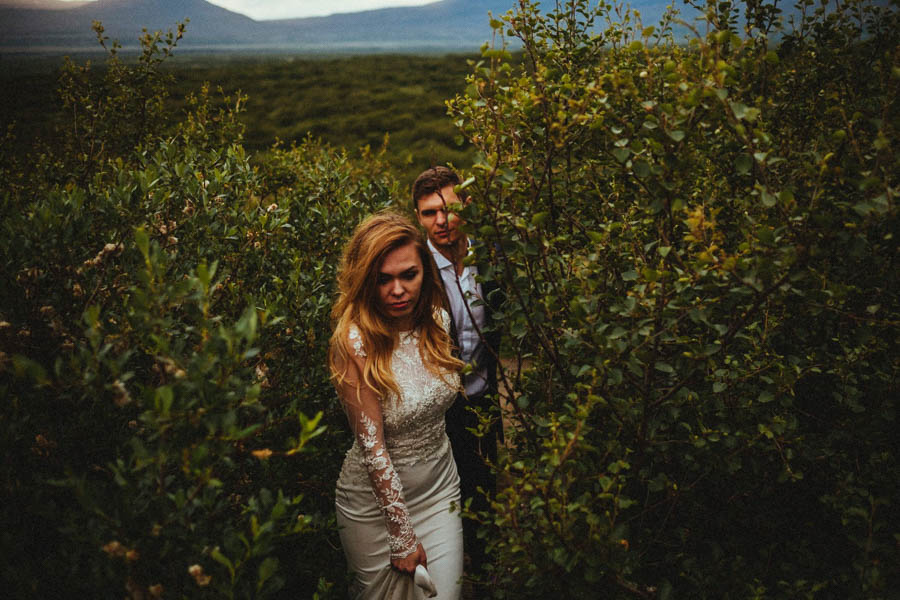 crazy-passionate-icelandic-wedding-adventure-maciej-suwalowski-28