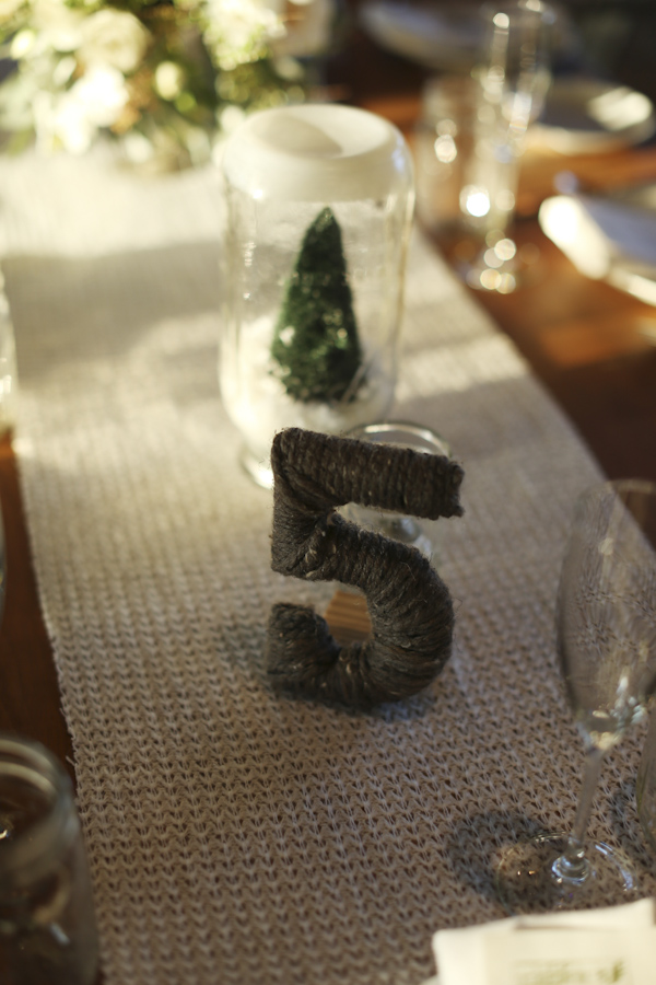 warm and cozy winter wedding, photo by Alison Conklin Photography | via junebugweddings.com warm and cozy winter wedding, photo by Alison Conklin Photography | via junebugweddings.com