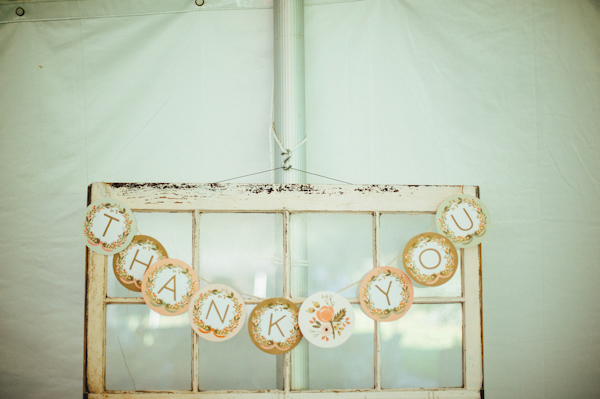 laid-back summer wedding with photos by Amanda Marie Studios | via junebugweddings.com laid-back summer wedding with photos by Amanda Marie Studios | via junebugweddings.com
