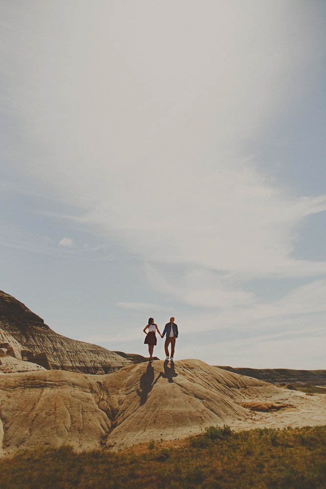 Striking-Red-Deer-River-Engagement-Session (14 of 24)