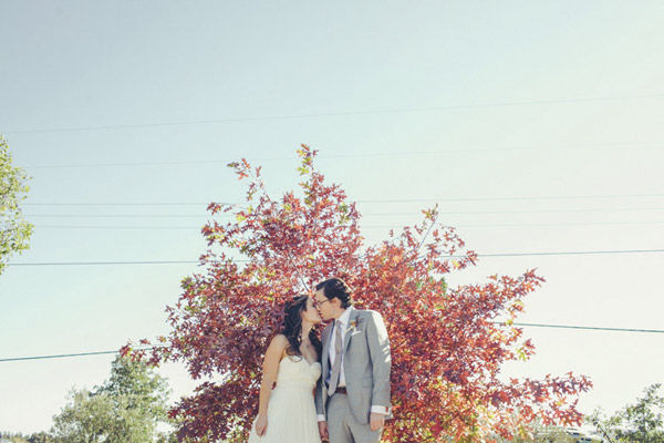 wedding photo of couple kissing in front of autumn trees by Paco and Betty | via junebugweddings.com wedding photo of couple kissing in front of autumn trees by Paco and Betty | via junebugweddings.com |
