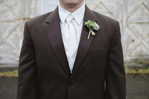 Washington wedding at Fort Warden State Park in Port Townsend, photo by Lindsay Borden Photography via JunebugWeddings.com Washington wedding at Fort Warden State Park in Port Townsend, photo by Lindsay Borden Photography via JunebugWeddings.com