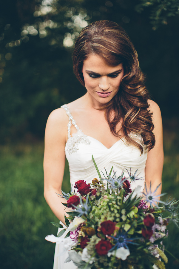 romantic old hollywood inspired bridal style, photo by Geoff Johnson | via junebugweddings.com romantic old hollywood inspired bridal style, photo by Geoff Johnson | via junebugweddings.com
