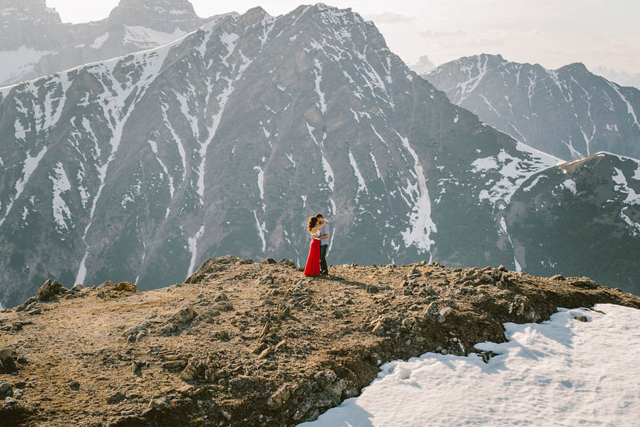 Surprise-Helicopter-Proposal-Icefields-Parkway-Darren-Roberts (21 of 24)