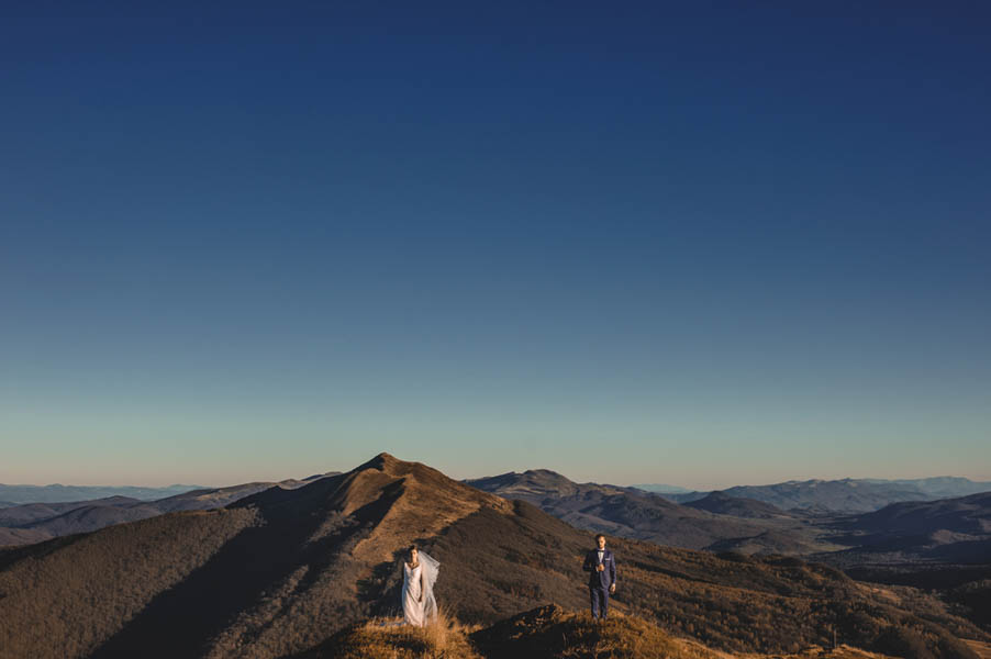 Golden-Post-Wedding-Shoot-in-the-Bieszczady-Mountains-Lmfoto (2 of 34)