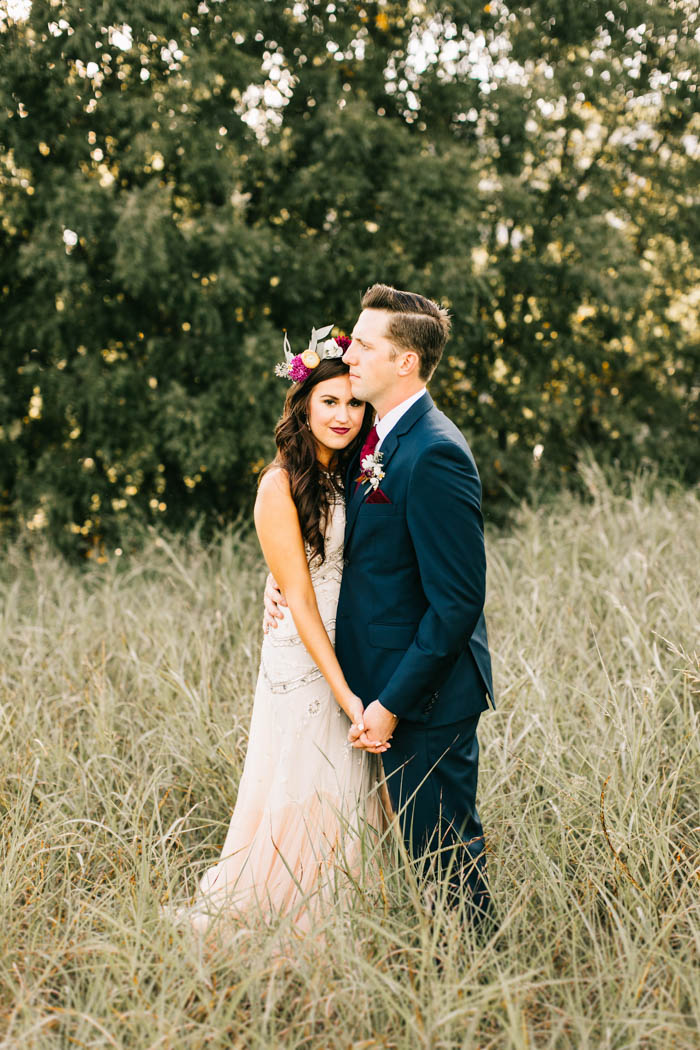 two-old-souls-tied-the-knot-in-a-vintage-wedding-at-the-barn-at-the-woods-sarah-libby-photography-21