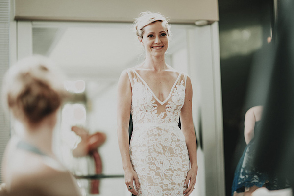 bride getting ready, photo by Bradford Martens | via junebugweddings.com bride getting ready, photo by Bradford Martens | via junebugweddings.com
