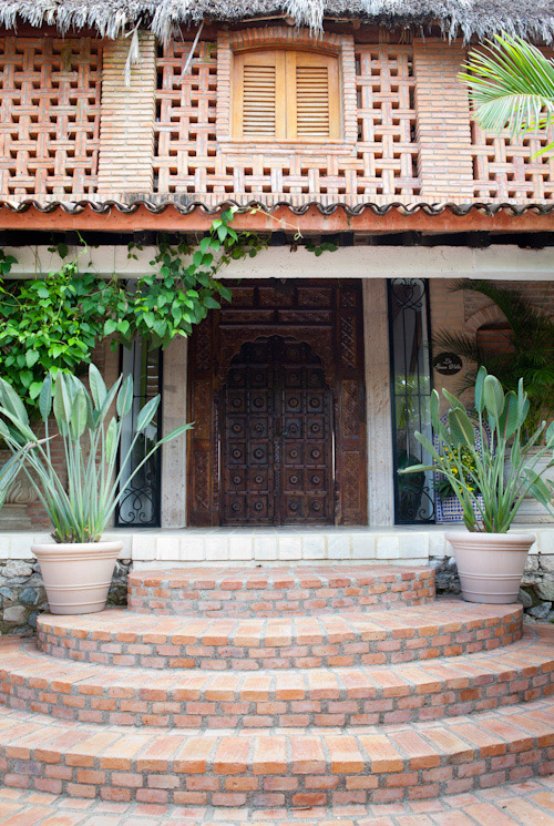 Villa Amor luxury wedding resort in Sayulita, Mexico - photos from junebugweddings.com Villa Amor luxury wedding resort in Sayulita, Mexico - photos from junebugweddings.com