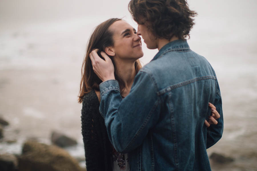 Gray-Day-Royal-Palms-Beach-Park-No-Match-Sweet-Engagement-Session-4