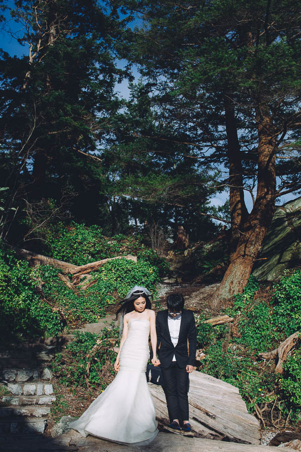 Daring-Pre-Wedding-Shoot-Whytecliff-Park-Orange-Memories-Photography (8 of 23)