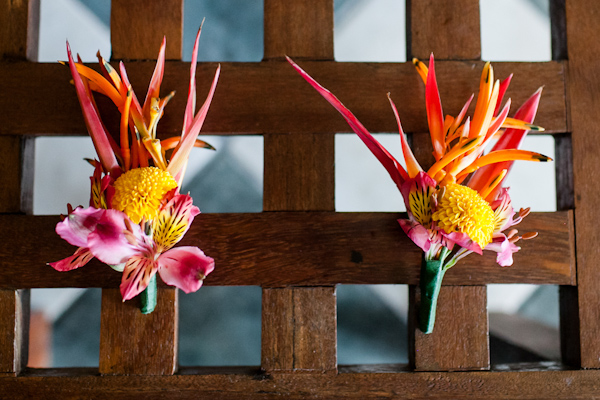 tropical Costa Rica destination wedding with photography by A Brit & A Blonde | junebugweddings.com tropical Costa Rica destination wedding with photography by A Brit & A Blonde | junebugweddings.com