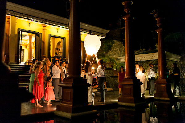 tropical Costa Rica destination wedding with photography by A Brit & A Blonde | junebugweddings.com tropical Costa Rica destination wedding with photography by A Brit & A Blonde | junebugweddings.com