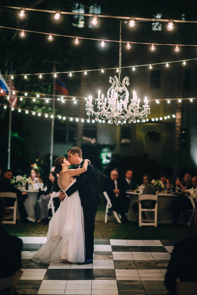 Classic-Vintage-Wedding-Truman-Little-White-House-Evan-Rich-Photography (28 of 29)