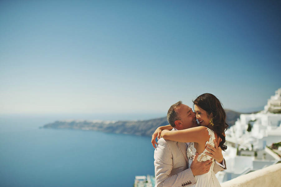 Glamorous-Santorini-Wedding-at-the-Anastasi-Church-Thanasis-Kaiafas-4