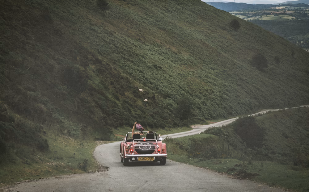 these-newlyweds-took-a-romantic-drive-through-moel-famau-24-hours-after-saying-i-do-12