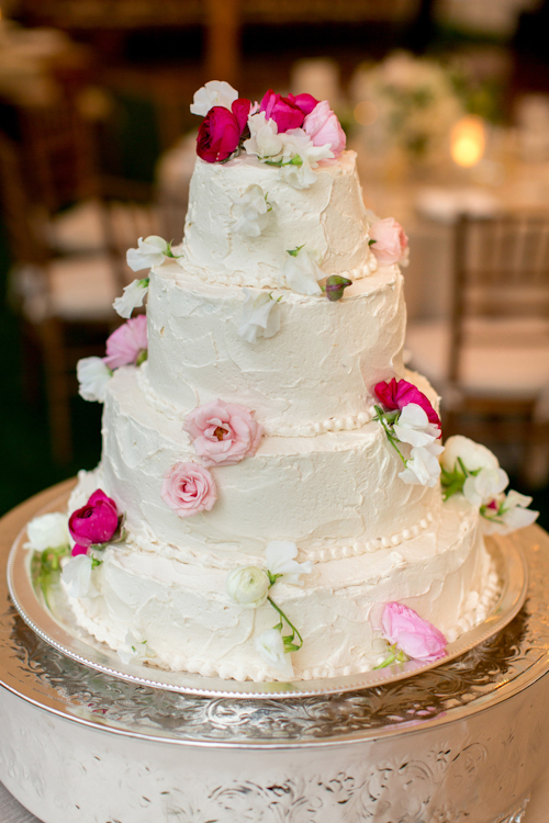 garden wedding at Inn at Windmill Lane, Amagansett, New York, with photos by Jonathan Young Weddings | via junebugweddings.com garden wedding at Inn at Windmill Lane, Amagansett, New York, with photos by Jonathan Young Weddings | via junebugweddings.com
