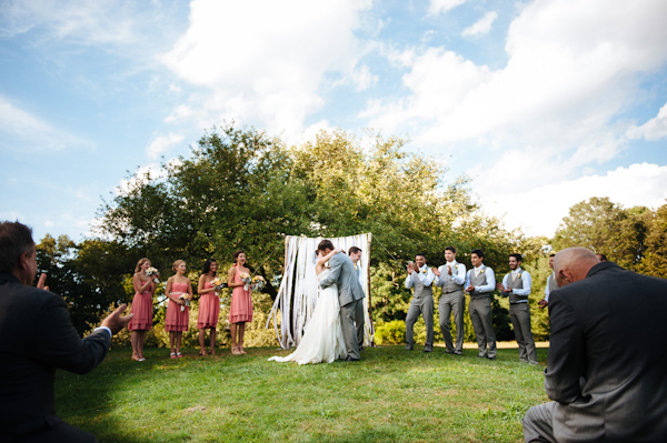 laid-back summer wedding with photos by Amanda Marie Studios | via junebugweddings.com laid-back summer wedding with photos by Amanda Marie Studios | via junebugweddings.com
