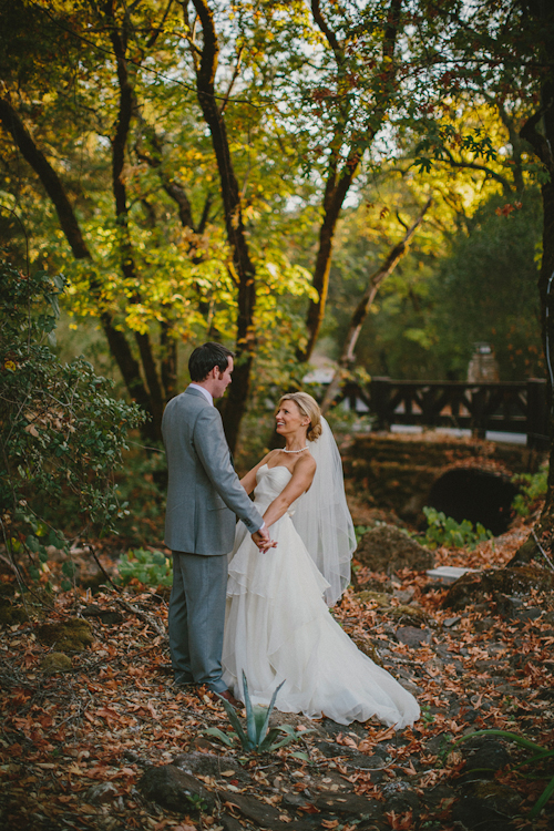 classic and elegant vineyard wedding at Calistoga Ranch, CA with photos by Perspective Eye Photographer | junebugweddings.com classic and elegant vineyard wedding at Calistoga Ranch, CA with photos by Perspective Eye Photographer | junebugweddings.com