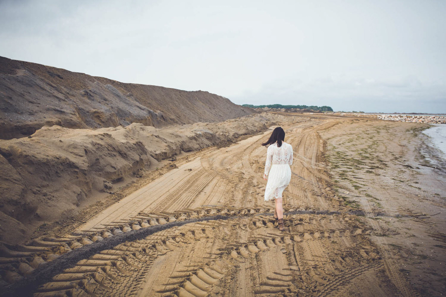 Windy-Lignano-Sabbiadoro-Beach-Engagement-Photos-Tramontina-Studio-19