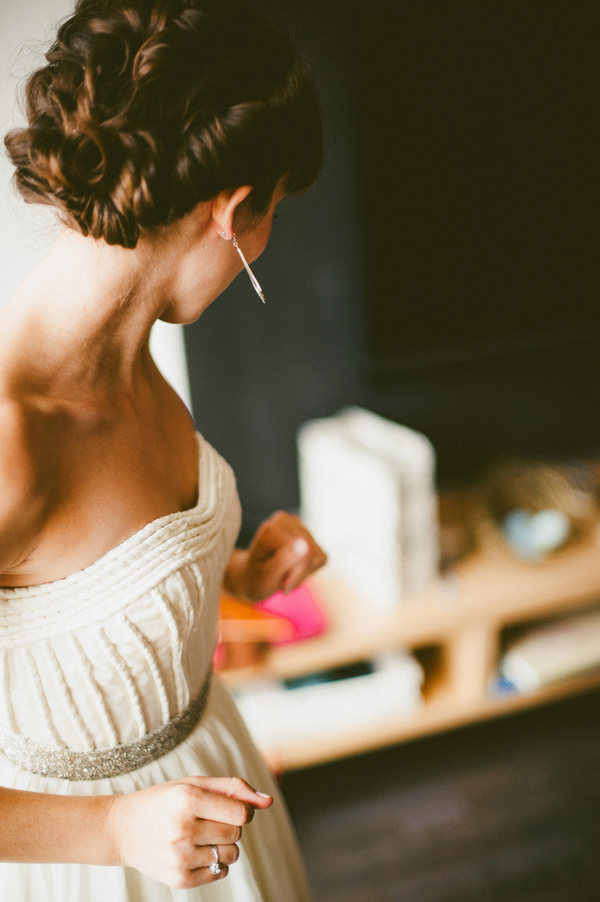 laid-back summer wedding, photo by Amanda Marie Studios | via junebugweddings.com laid-back summer wedding, photo by Amanda Marie Studios | via junebugweddings.com