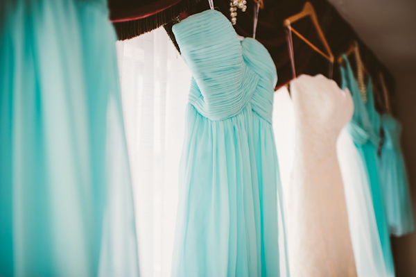 romantic wedding at Bridges Restaurant in Vancouver, BC, photo by Dallas Kolotylo Photography | via junebugweddings.com romantic wedding at Bridges Restaurant in Vancouver, BC, photo by Dallas Kolotylo Photography | via junebugweddings.com