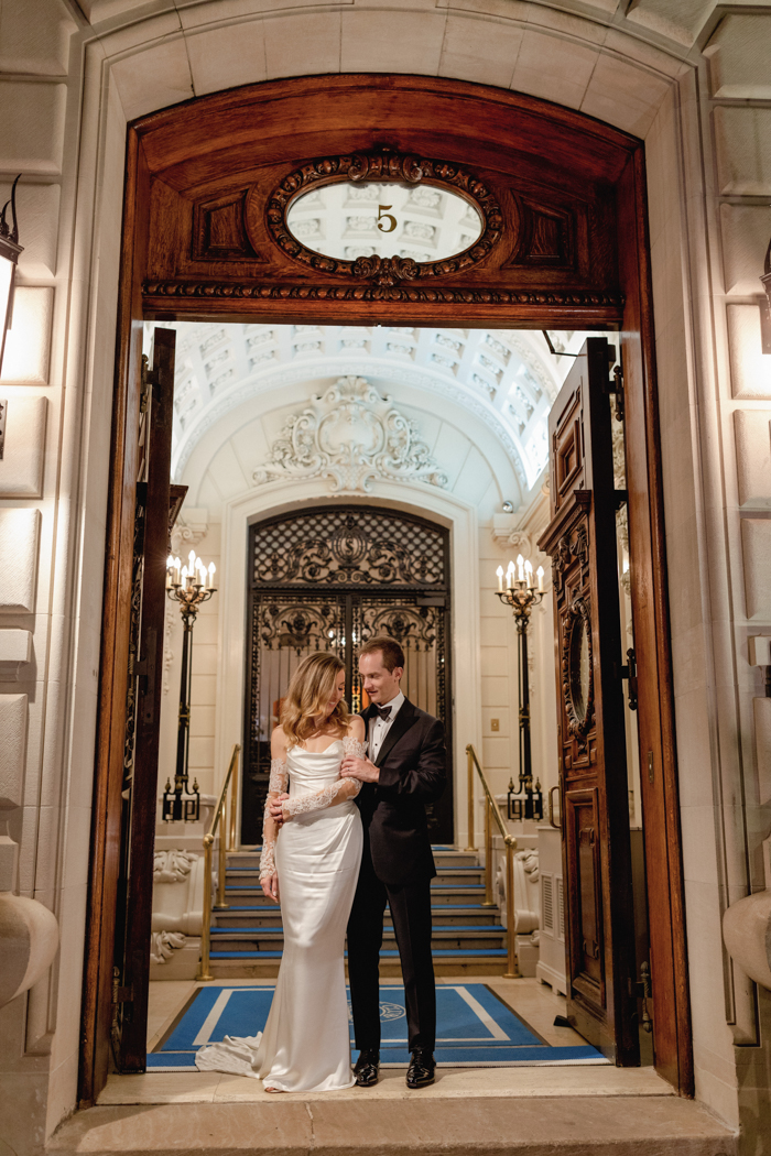 Whimsical Gardens Meets Black Tie Affair at This Lotos Club Wedding |  Junebug Weddings