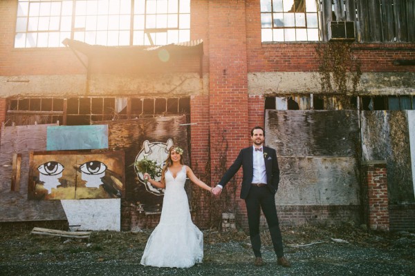 Modern-Ohio-Wedding-at-Strongwater-31-of-46-600x400
