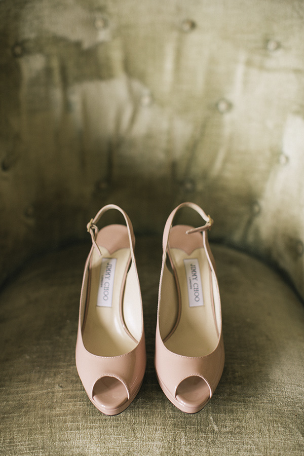rustic wedding at Woodstock Farm in Bellingham, Washington, photos by Michel M. Waite Photography | via junebugweddings.com rustic wedding at Woodstock Farm in Bellingham, Washington, photos by Michel M. Waite Photography | via junebugweddings.com