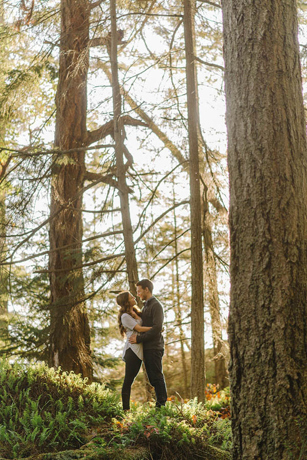 Laidback-Lighthouse-Park-Engagement-Photos-Mathias-Fast-21