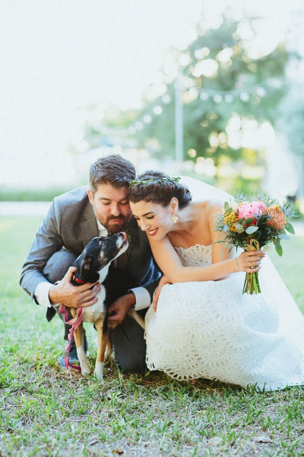 postcard-inn-beach-wedding-jonathan-connolly-28-600x900