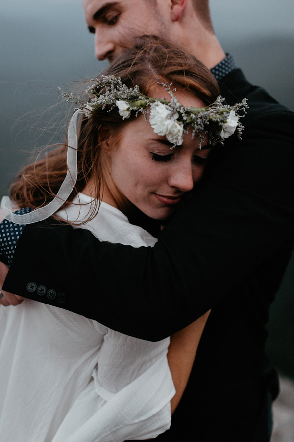 this-epic-blue-ridge-parkway-engagement-will-take-your-breath-away-29