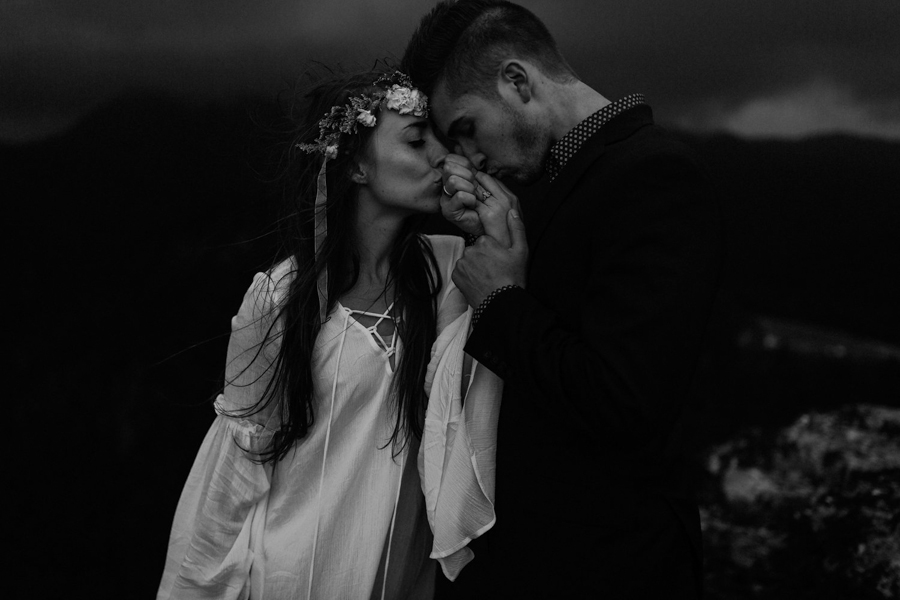 this-epic-blue-ridge-parkway-engagement-will-take-your-breath-away-35