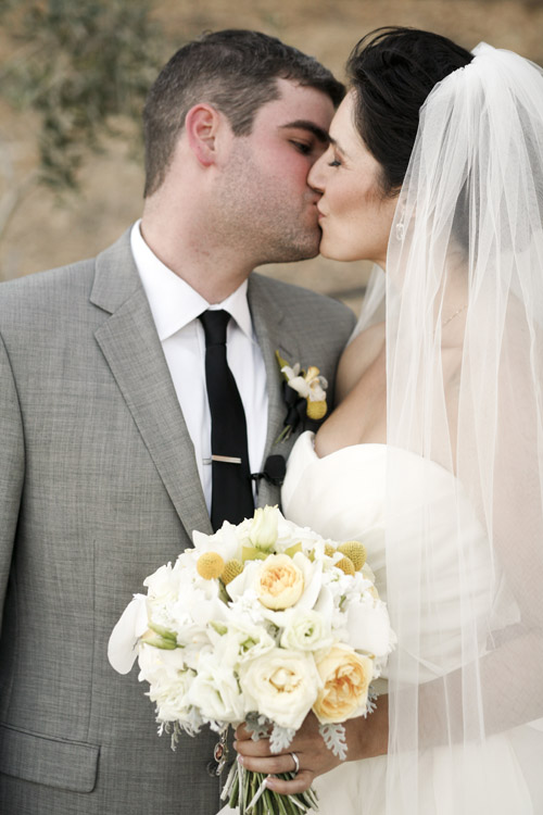 Rustic California Italian villa inspired wedding by Belathee Photography | via junebugweddings.com Rustic California Italian villa inspired wedding by Belathee Photography | via junebugweddings.com