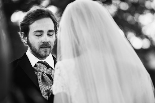 rustic wedding in Austin, Texas at the Memory Lane Event Center, photos by Caroline + Ben Photography | via junebugweddings.com rustic wedding in Austin, Texas at the Memory Lane Event Center, photos by Caroline + Ben Photography | via junebugweddings.com